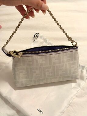 Vintage Fendi White Jacquard Wristlet with Gold Chain